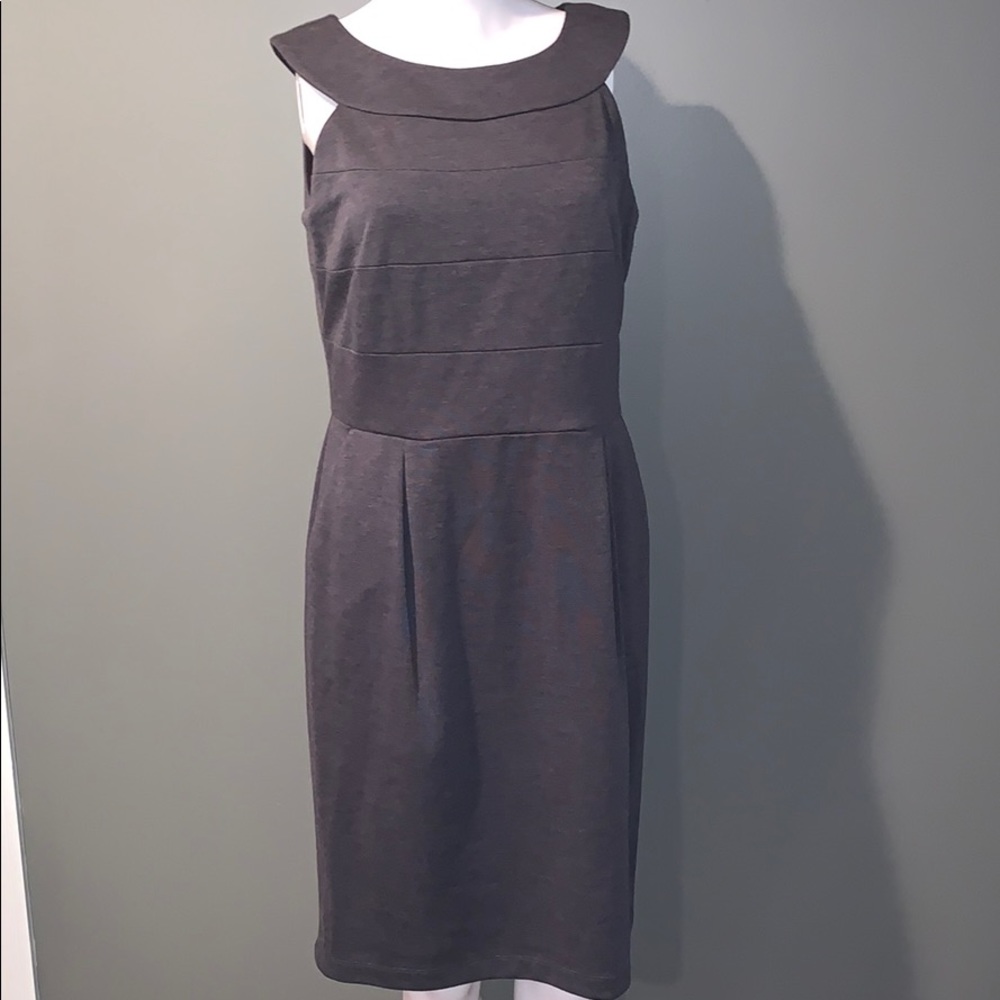 Like new AGB WOMANS gray dress SZ.10